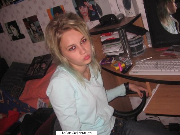 yo/andreea/crazy_for_tom_nebuna dupa tom - kiss_of_death - Pictures