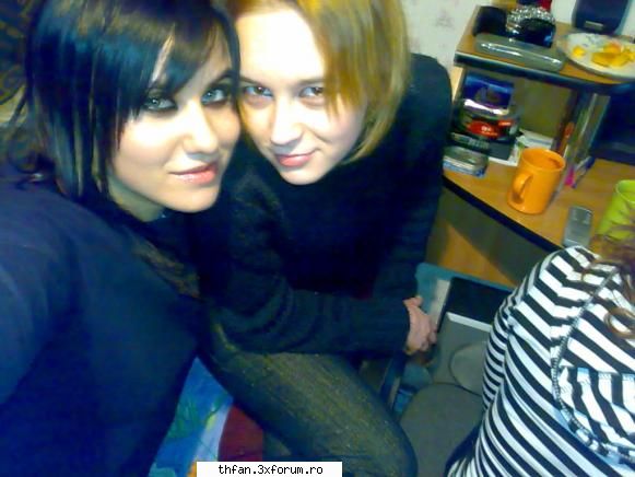 yo/andreea/crazy_for_tom_nebuna dupa tom - o iubeam in poza aia :))) si acuma una cu renatte - Pictures